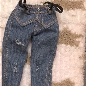 I am selling a lol top and bottom clothing I hope you like it if you buy it😌